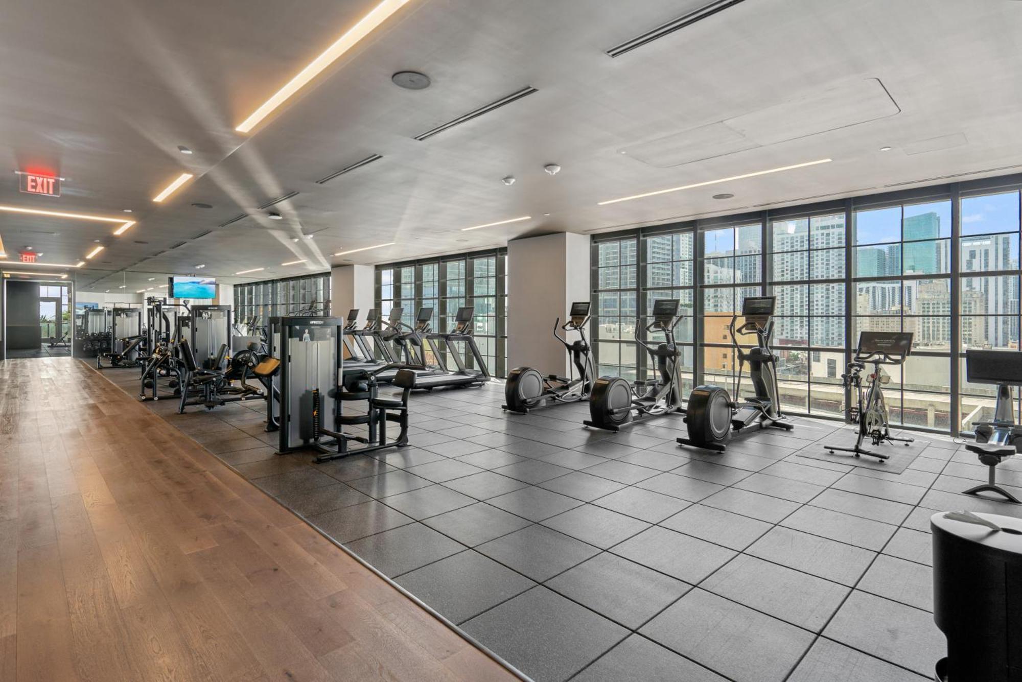 37th Floor - 1bdrm Unt Amazing View At Downtown Miami