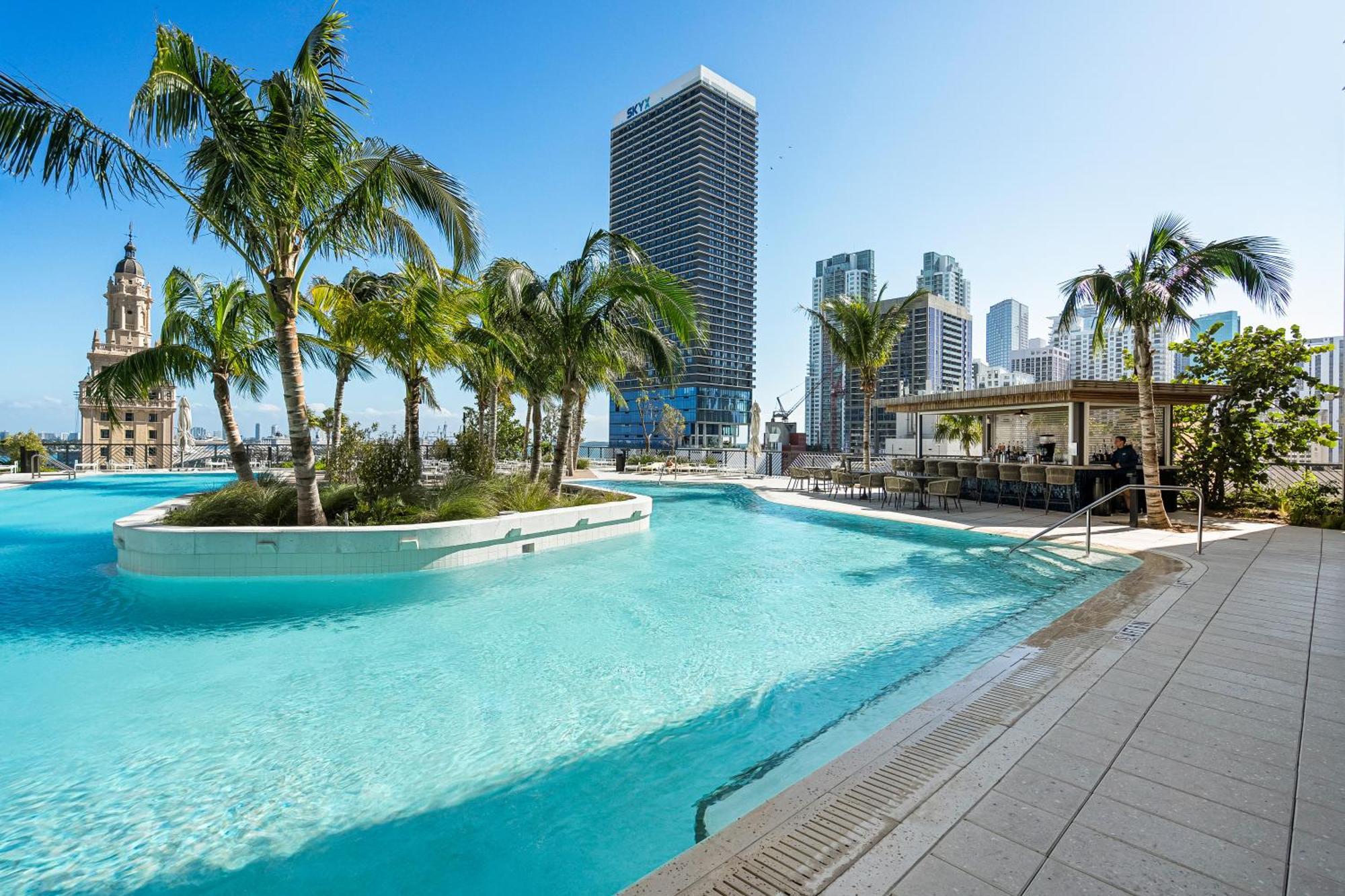 Apartment 37th Floor - 1bdrm Unt Amazing View At Downtown Miami