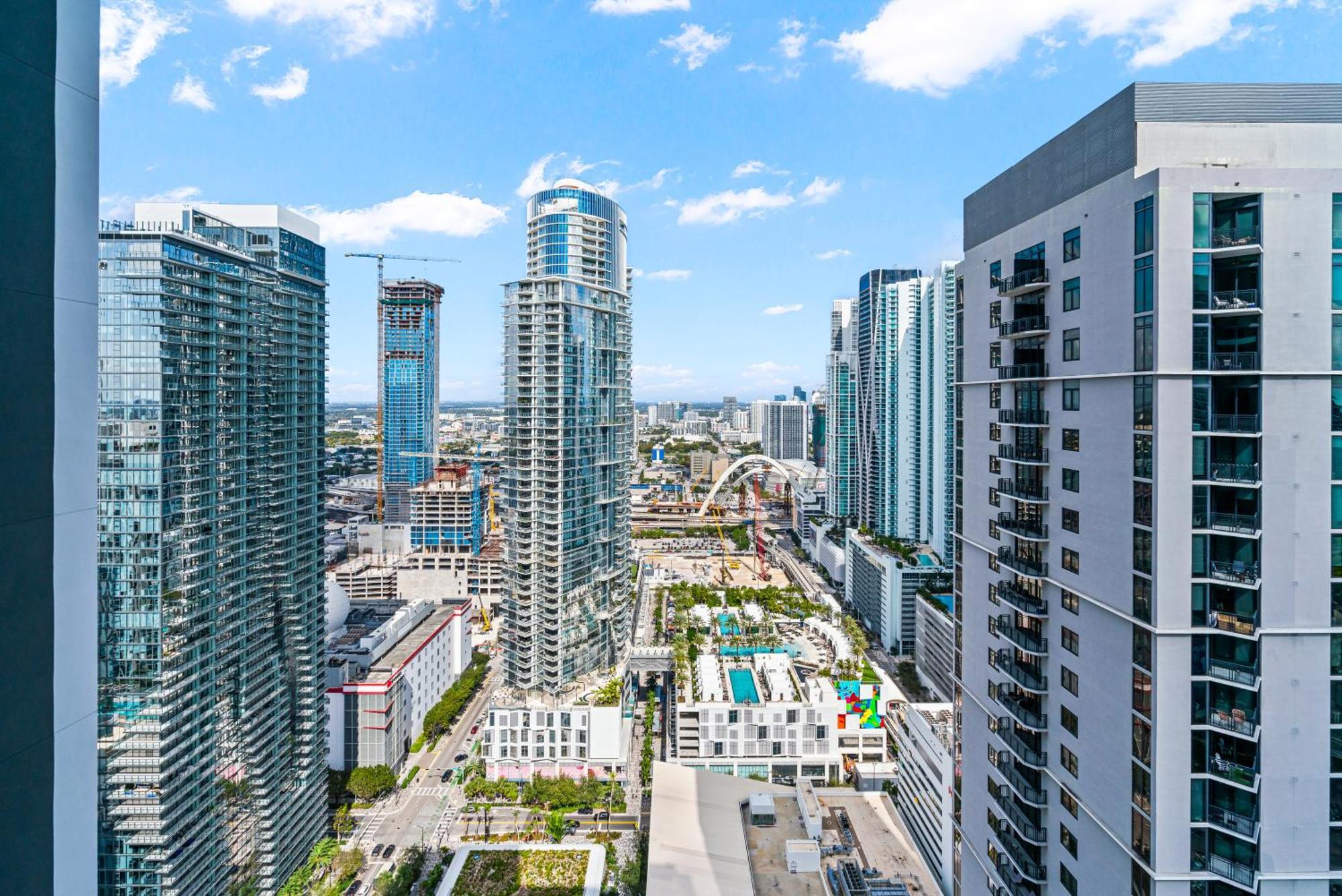37th Floor - 1bdrm Unt Amazing View At Downtown * Miami
