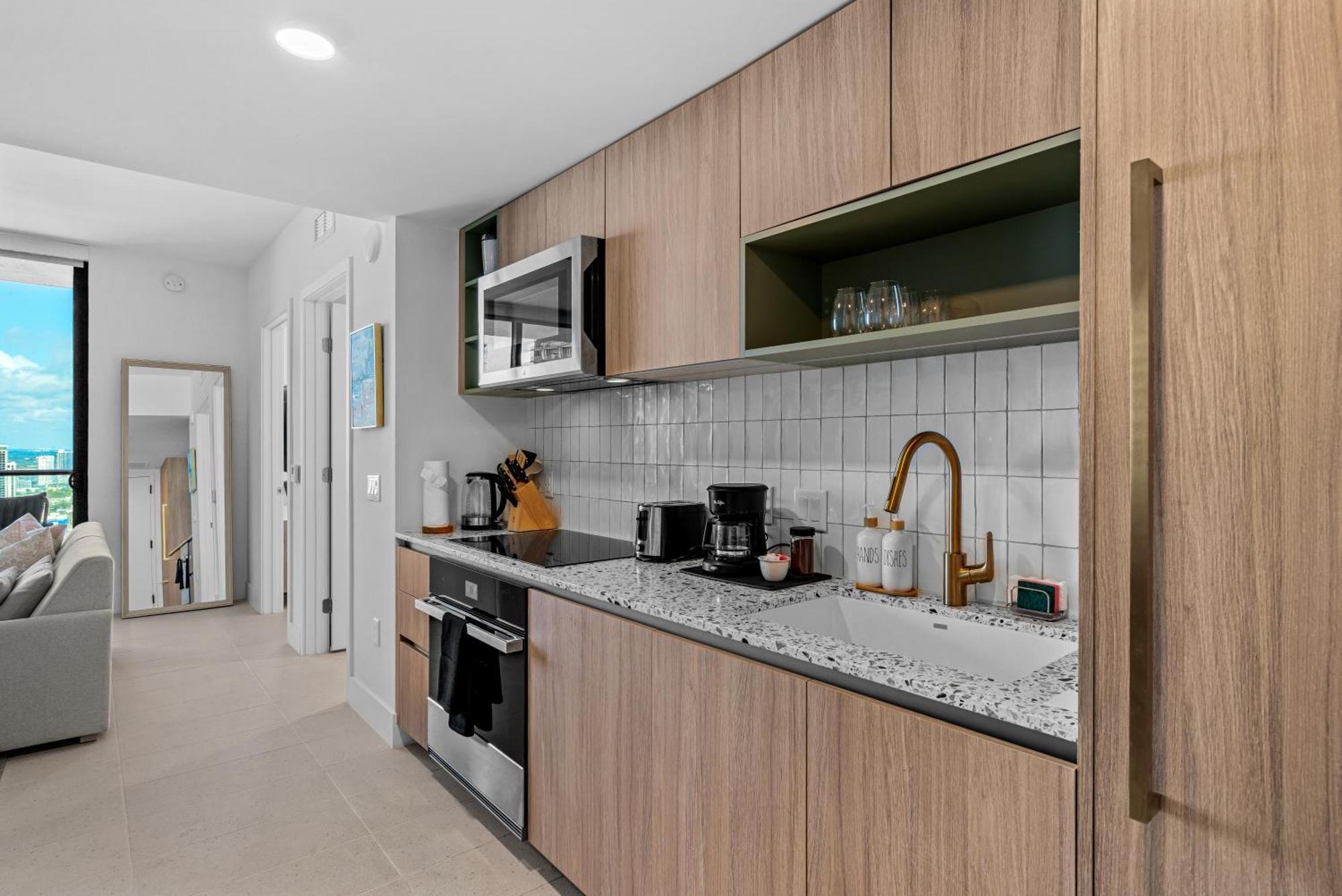 37th Floor - 1bdrm Unt Amazing View At Downtown Miami
