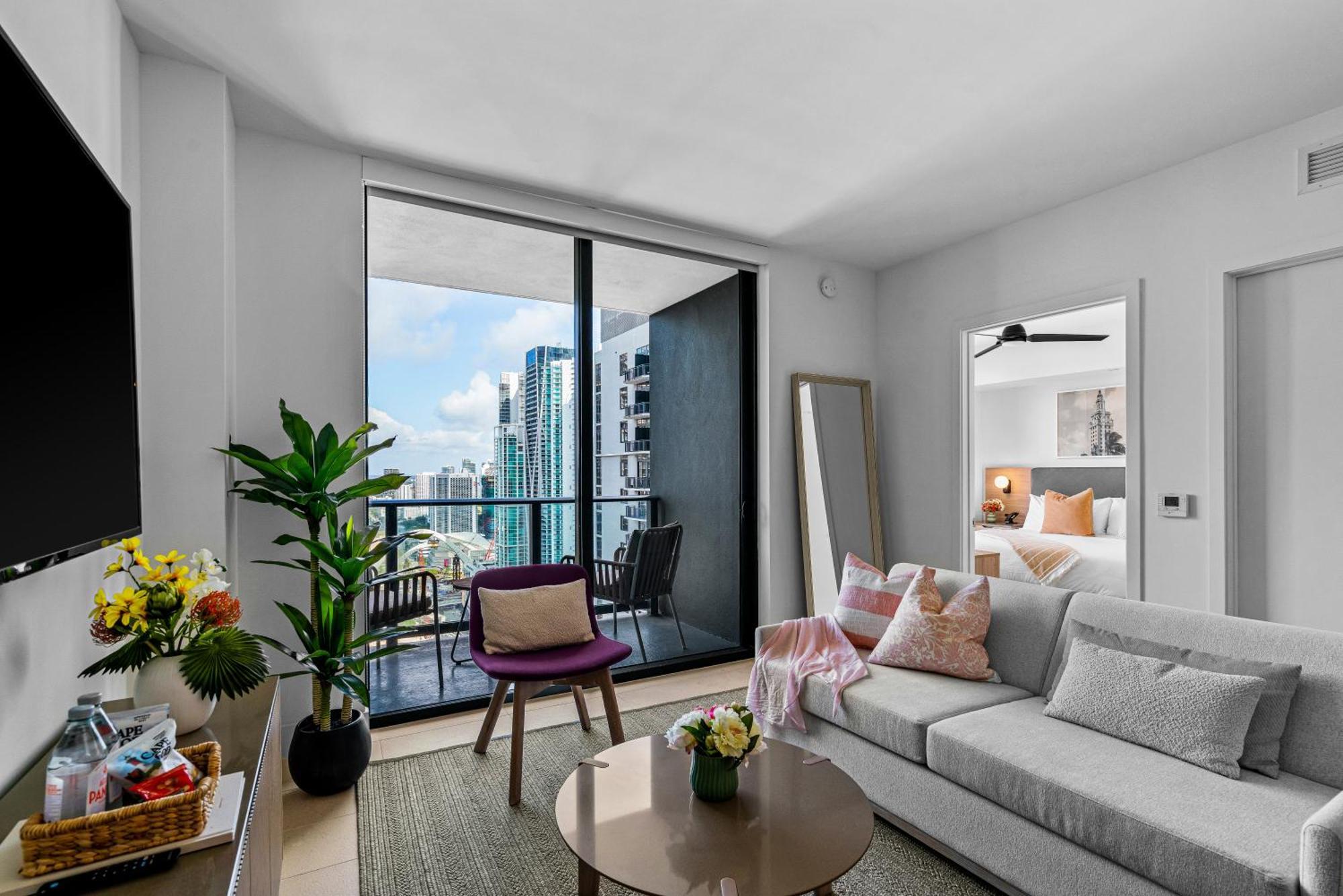 37th Floor - 1bdrm Unt Amazing View At Downtown * Miami